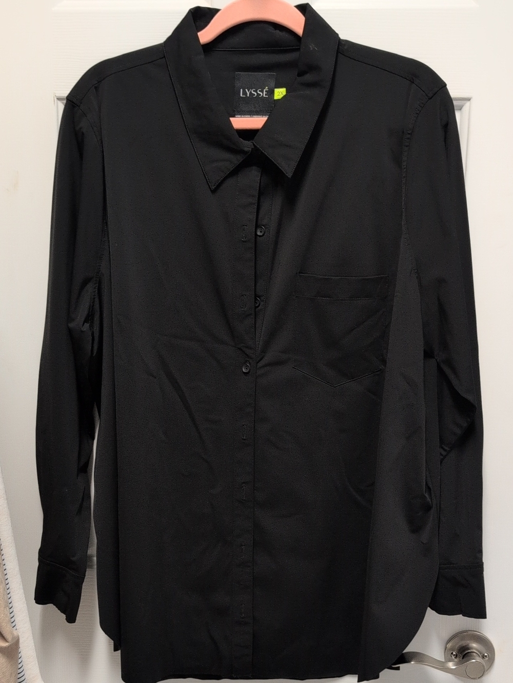 Lysse Black Women's Long-Sleeve Button-Down Shirt